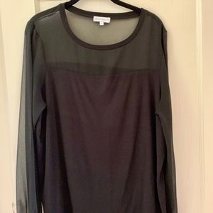 Black top, in great condition